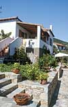 Glyfa Beach Cottage und Studio
