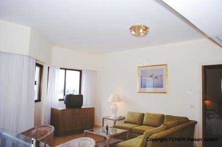 Jasmin Court Wohnzimmer 2