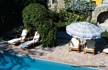 NZY Yazade Pool 2