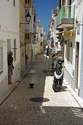 Grillen auf der Stra&szlig;e