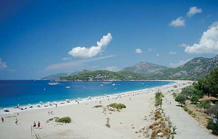 Der Strand beim &Ouml;l&uuml;deniz