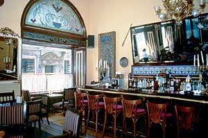 Die Bar des Pera Palas Hotels