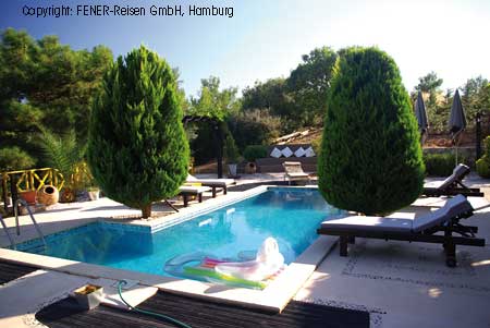 Pool einer der Villen Sedir und K&ouml;knar in Kas